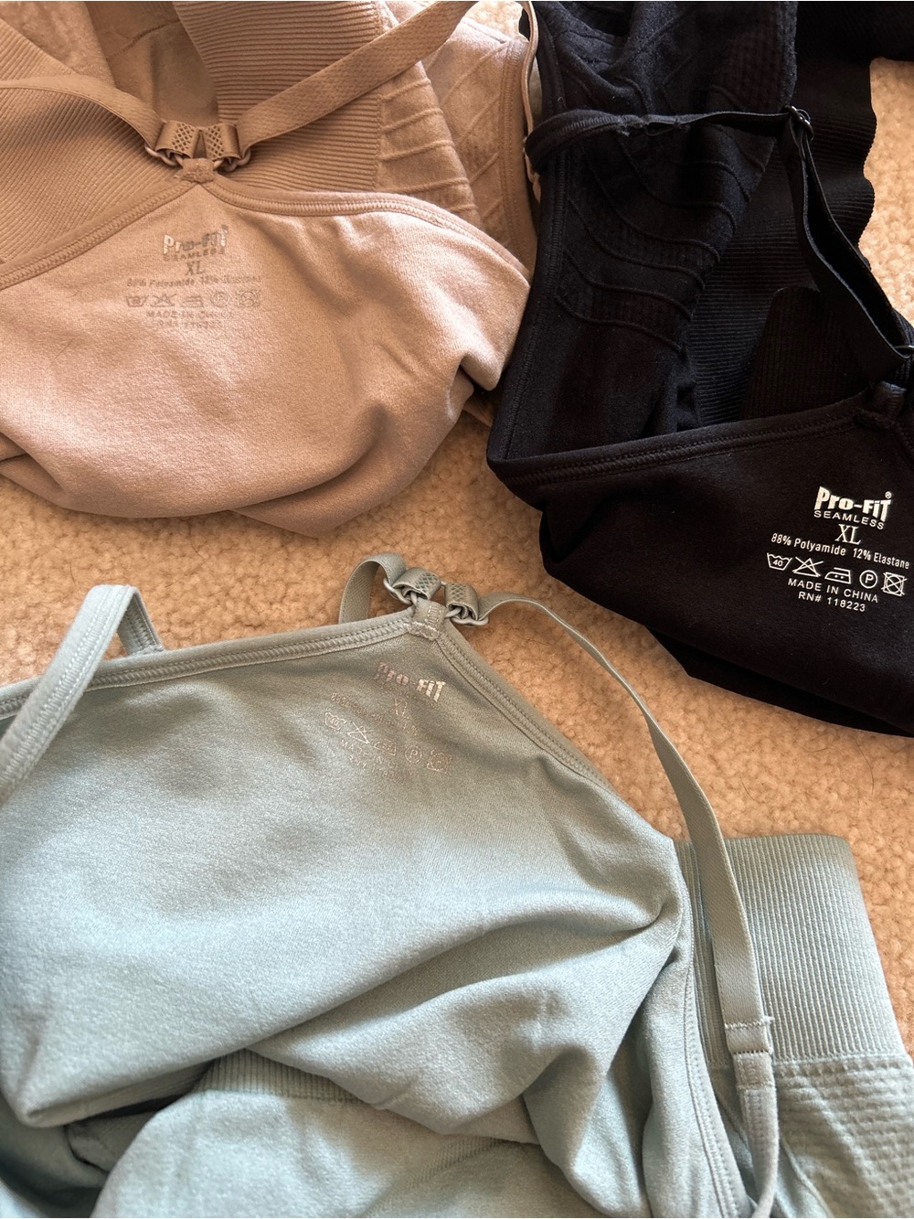 Bundle of 3 Pro-fit Activewear Seamless Bralettes Sz XL - Picture 3 of 3